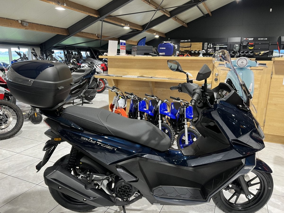 Kymco Skytown 125, Motos, Scooter, Entreprise, Kymco, Neuf