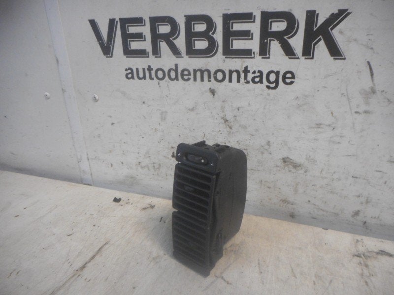 AERATEUR TABLEAU DE BORD GAUCHE Citroën Xantia (X1 / 2), Citroën, Kontakt-citroen@citroen.com, Utilisé, Citroën Deutschland GmbH