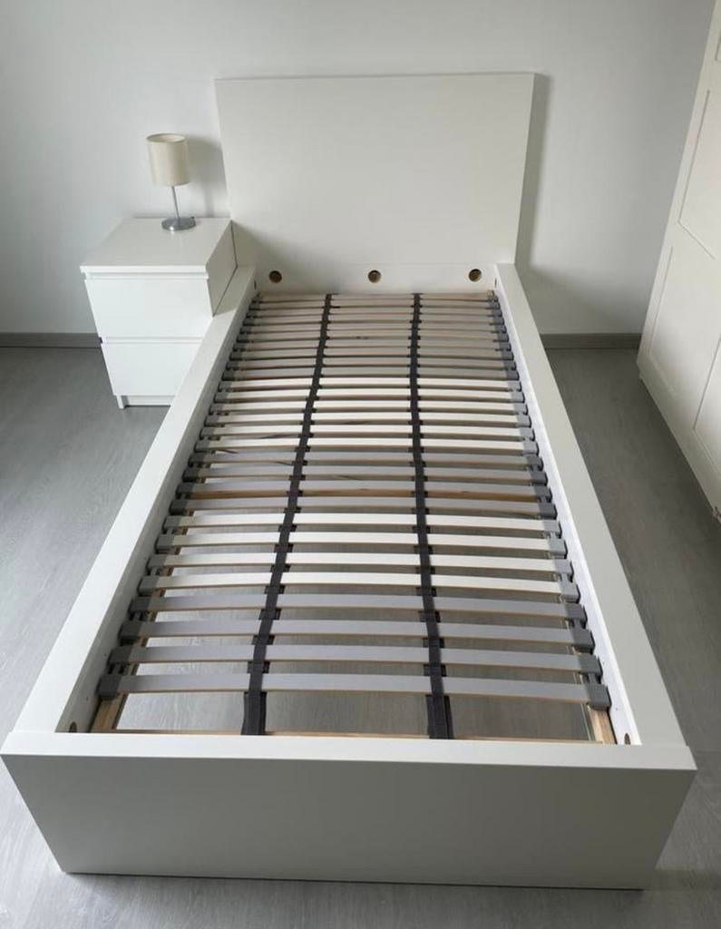 Wit Malm bed 90 x 200, Ophalen, Zo goed als nieuw, Wit