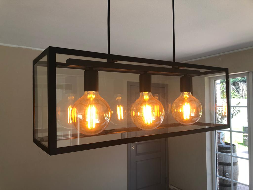 Hanglamp Eglo + 3 led lampen vintage bol Philips, Enlèvement, Comme neuf