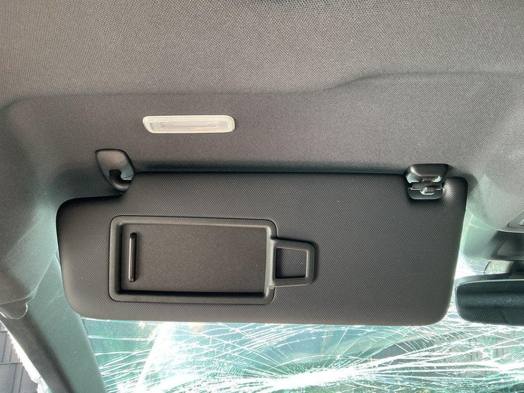 PARE-SOLEIL Audi A3 Limousine (8YS) (|8W0857551M|), Auto-Union-Straße  1,
85057  Ingolstadt, DE, Info@audi.de, Audi, Utilisé