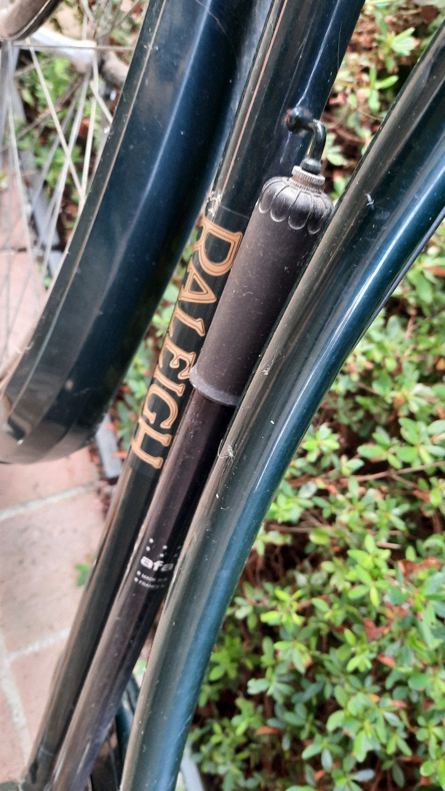 Damesfiets Raleigh, Enlèvement
