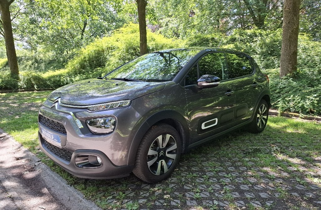 Citroen C3 1.2 PureTech 110PK Shine S Automaat 5230km, Auto's, Citroën, Stof, 1199 cc, 107 g/km, Bedrijf