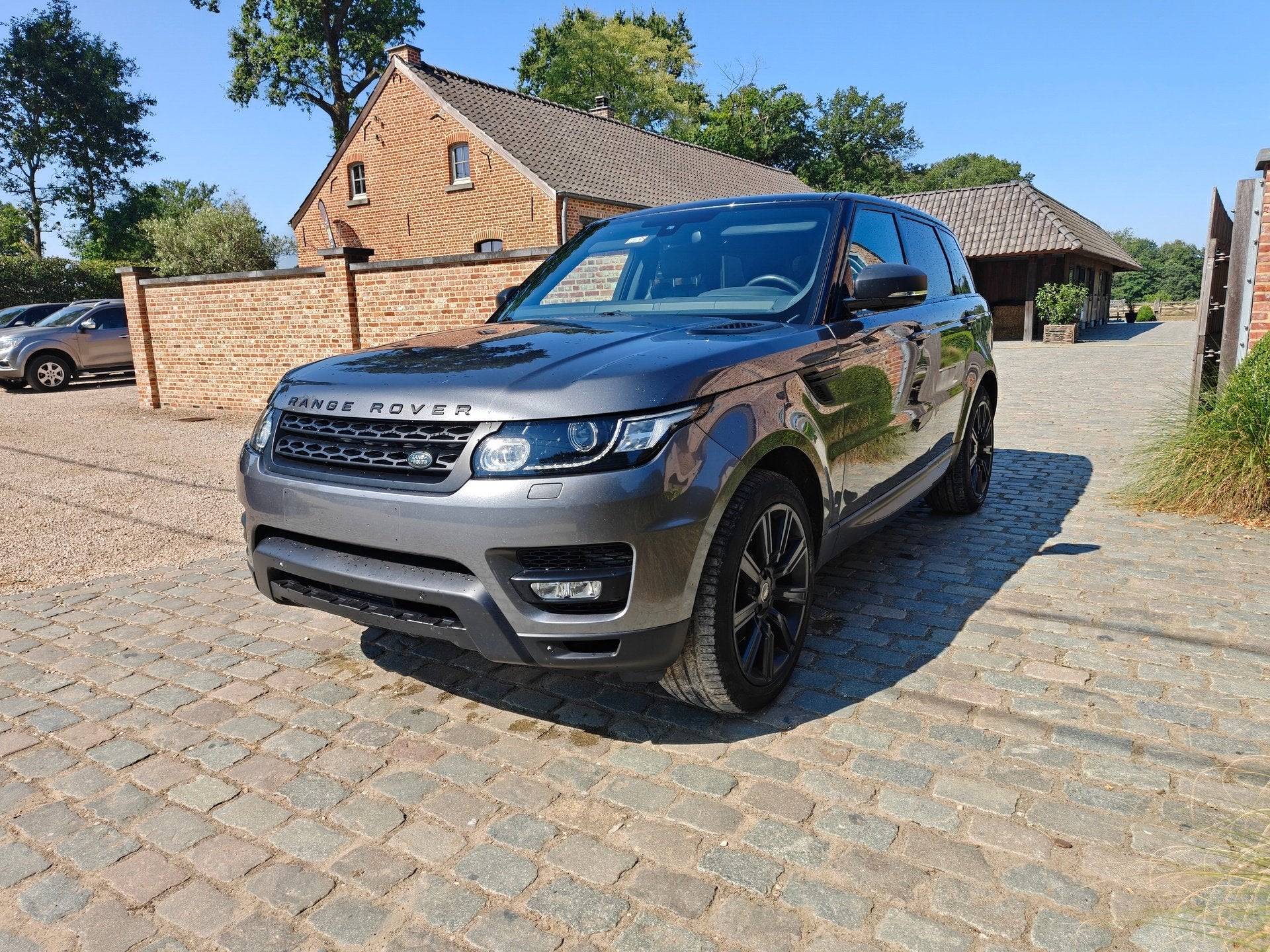 Land Rover Range Rover Sport 3.0TDV6, Auto's, Automaat, Gebruikt, Zwart, https://public.car-pass.be/vhr/1f9c70e2-2eeb-42f2-9fa7-d1b7b6a9f7a7