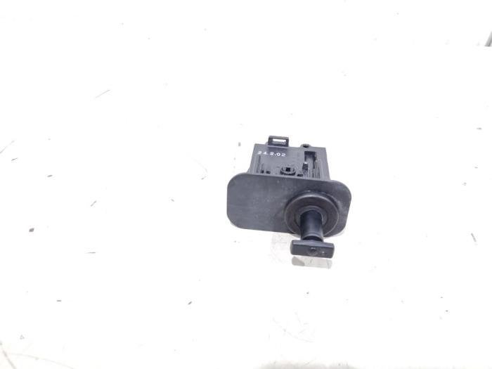 Moteur de verrouillage clapet réservoir d'un Honda Civic, Autos : Pièces & Accessoires, Honda, -, 3 mois de garantie, Utilisé