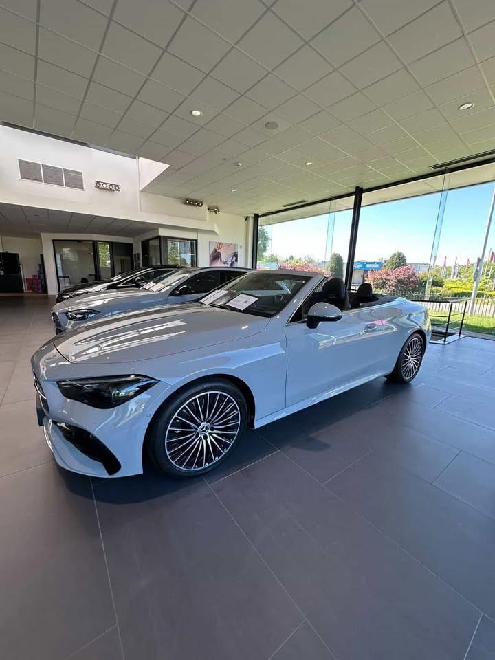Mercedes-Benz CLE Cabriolet CLE 180 Cabriolet AMG Line DOS 8, Auto's, Automaat, 4 zetels, 1800 kg, Zwart