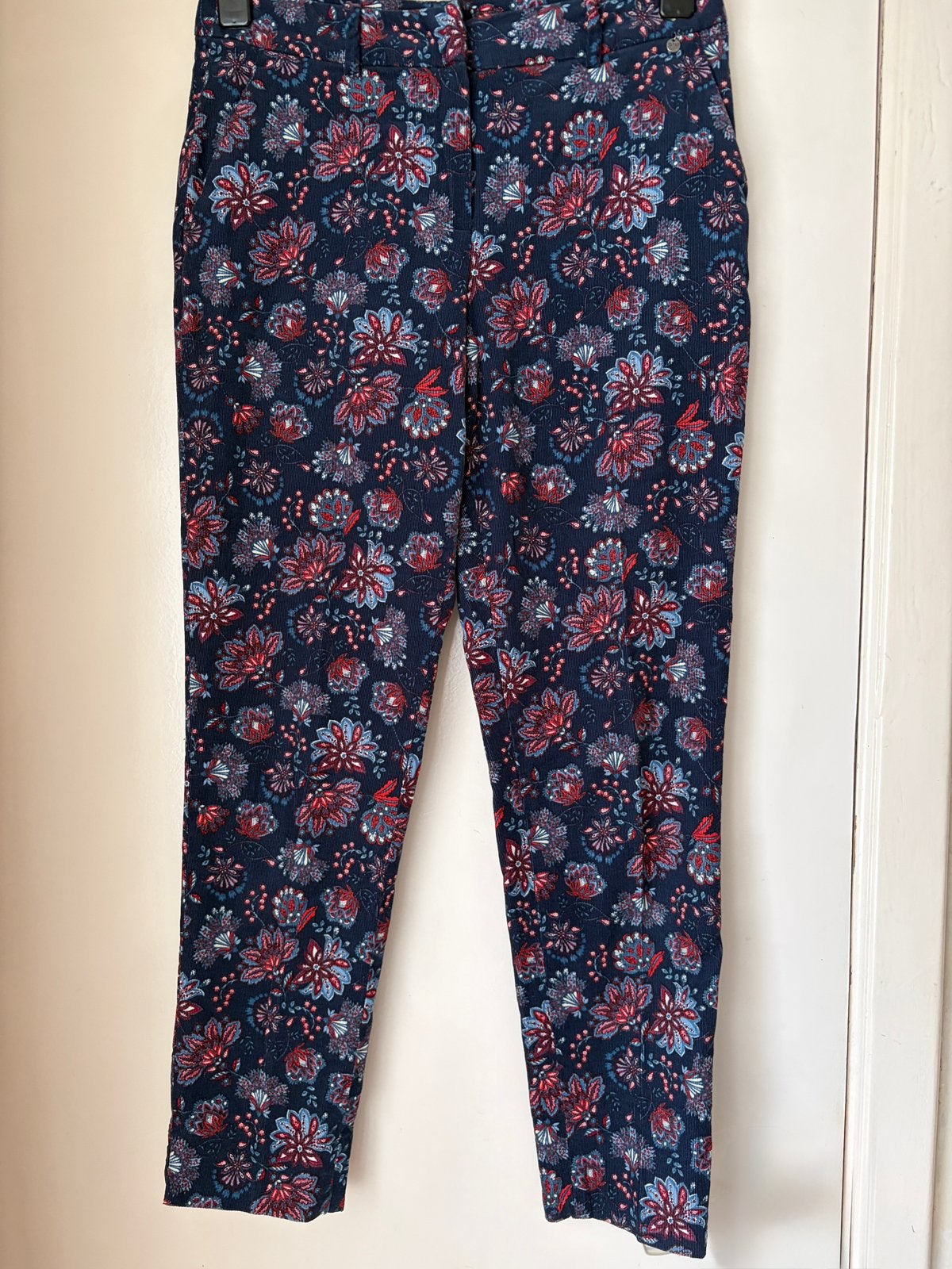 Pantalon en velours milleraies  floral River Woods T. 34, Enlèvement ou Envoi, Comme neuf, Bleu
