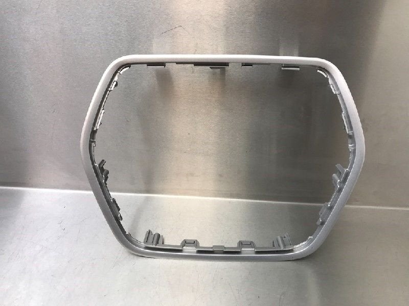 SIERLIJST INTERIEUR Suzuki SX4 S-Cross (JY) (|7382561M0|), Suzuki-Allee 7
64625  Bensheim, DE, Gebruikt, Suzuki Deutschland GmbH