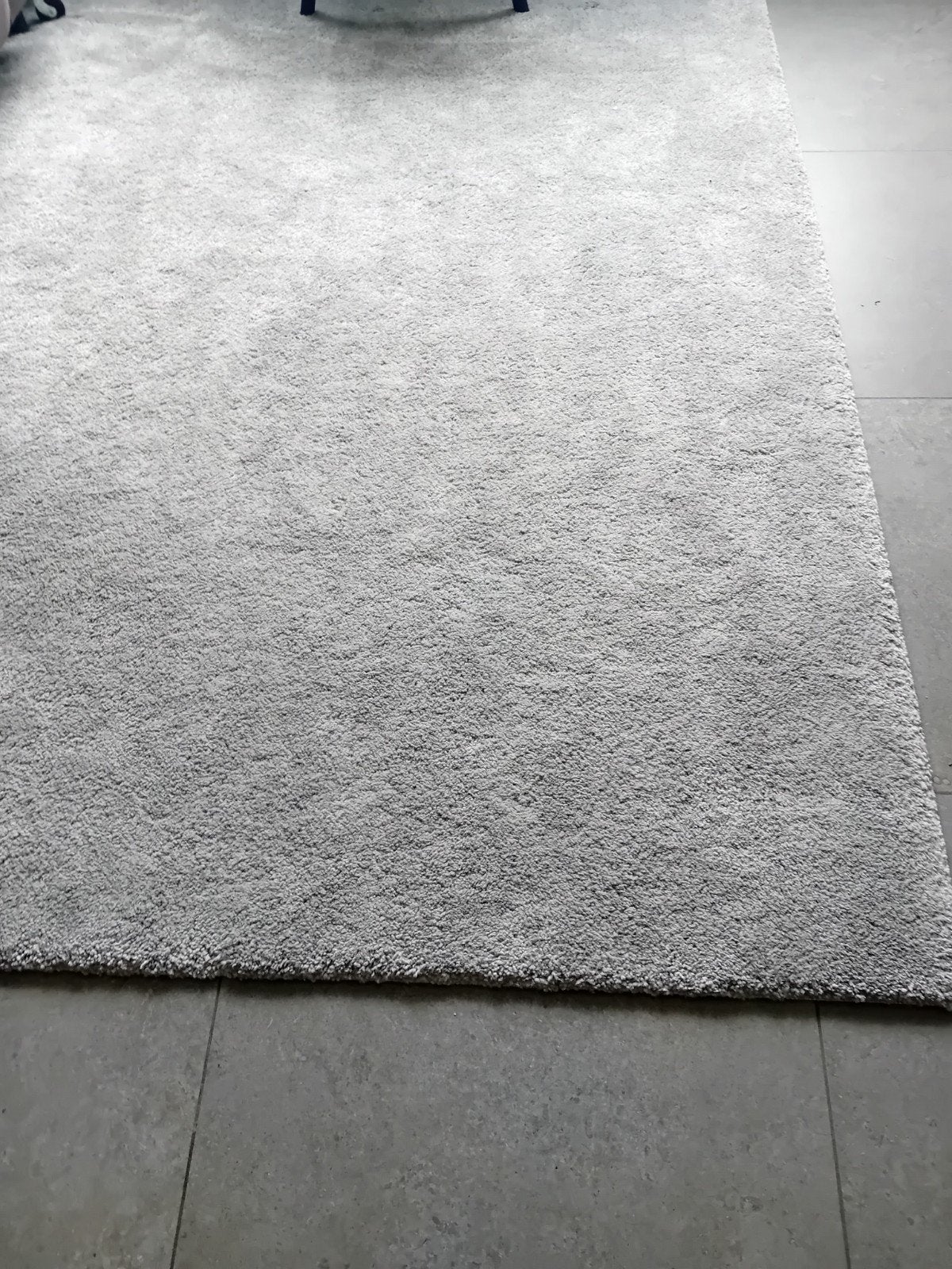 Tapijt grijs laagpollig., Huis en Inrichting, Stoffering | Tapijten en Vloerkleden, Ophalen, 150 tot 200 cm, 200 cm of meer, Zo goed als nieuw
