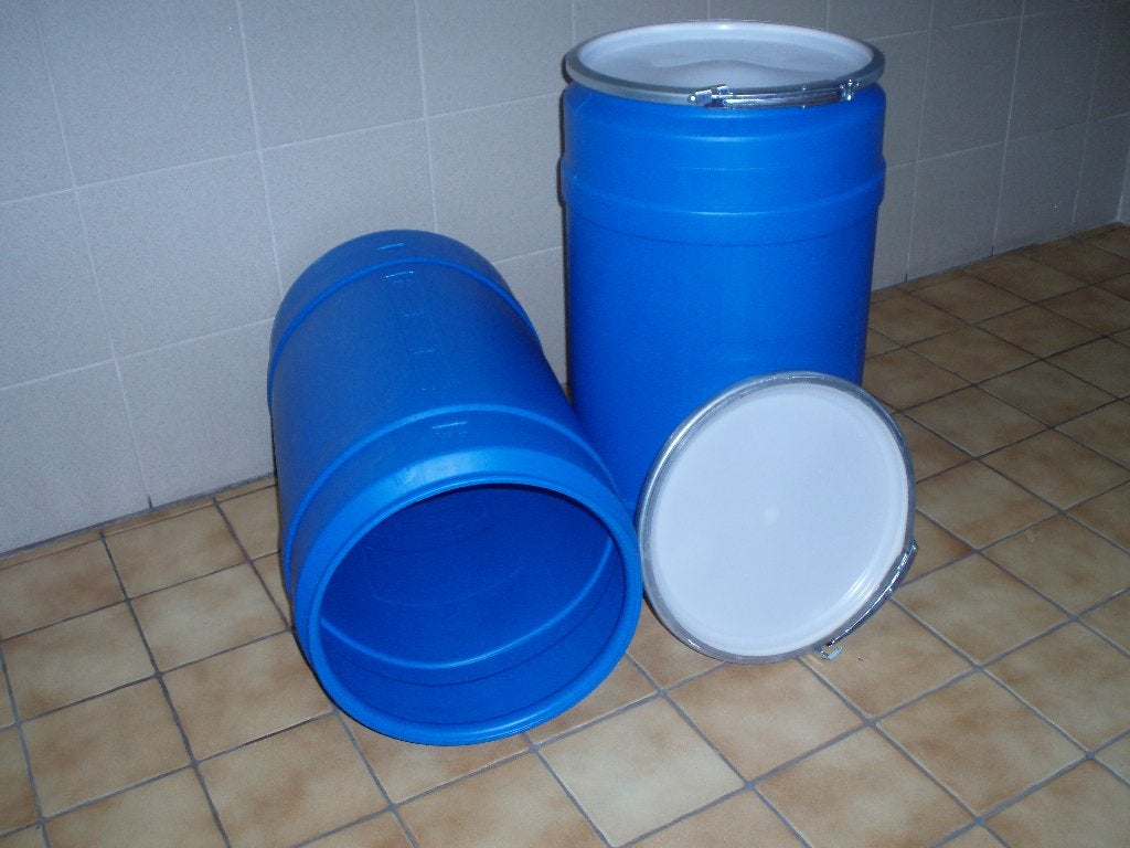 Water - voedertonnen 120 liter (als nieuw), Tuin en Terras, Regentonnen, 75 tot 150 liter, Ophalen, Zo goed als nieuw, Kunststof