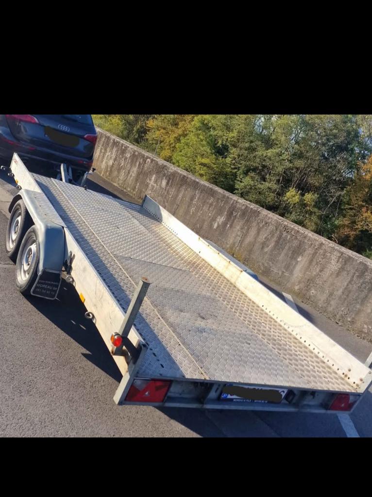 Location plateau voiture avec chauffeur, Enlèvement