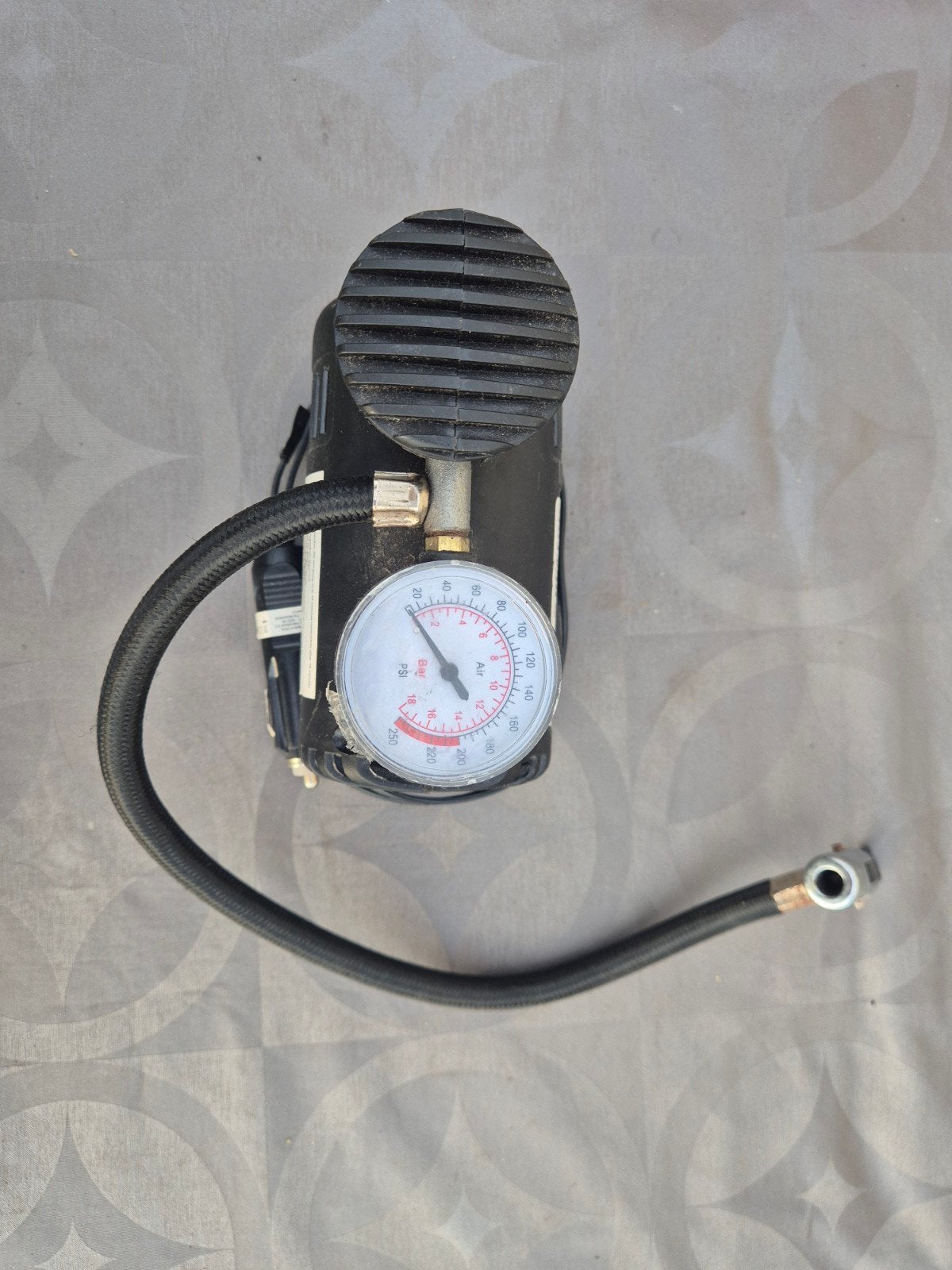 Bandenpomp 12 volt, Vélos & Vélomoteurs, Accessoires vélo | Pompes à vélo, Enlèvement