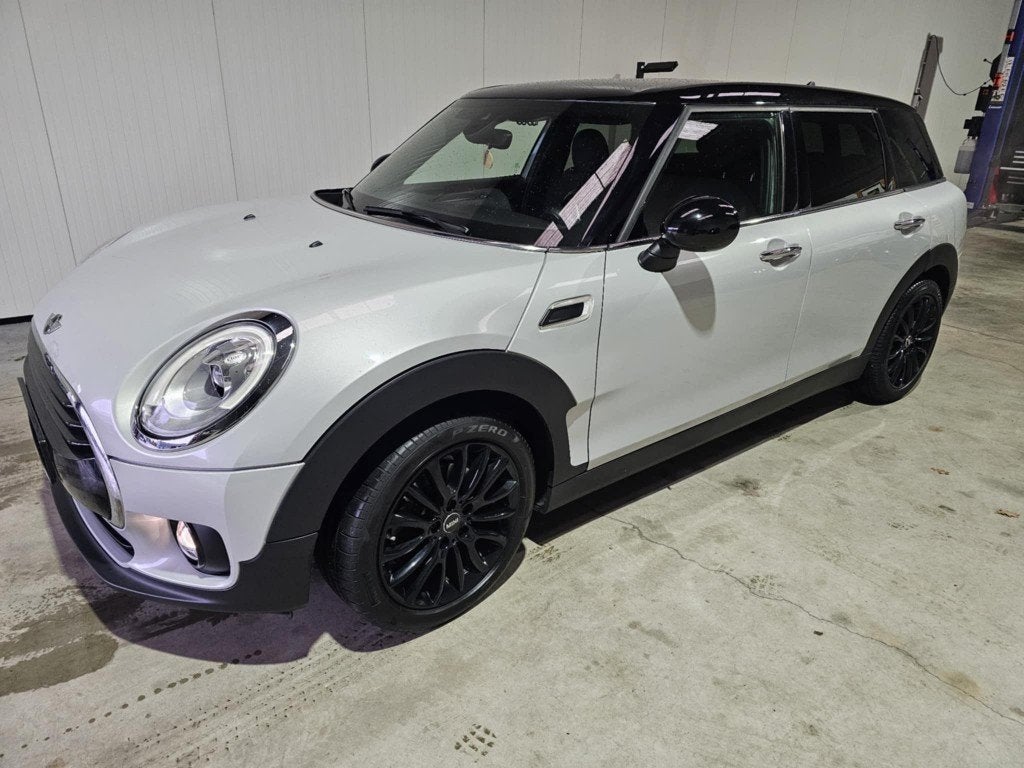 Mini Clubman Cooper 2.0 DIESEL 150PK EURO6/AUTOMAAT, Auto's, Mini, Automaat, Wit, Leder, Te koop