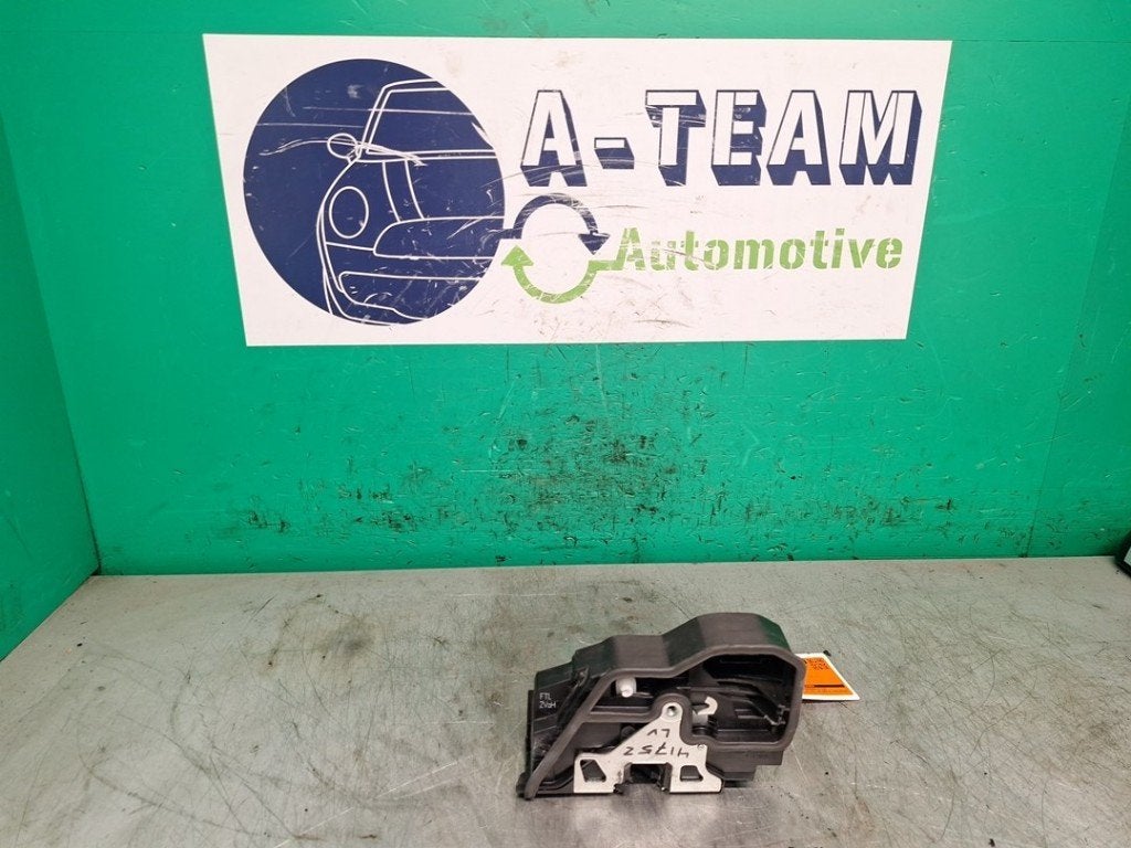 BARRE DE SERRURE DE PORTE AVANT GAUCHE BMW 1 serie (F20), Utilisé, BMW, Petuelring 130
80809  München, DE, Bayerische Motoren Werke AG