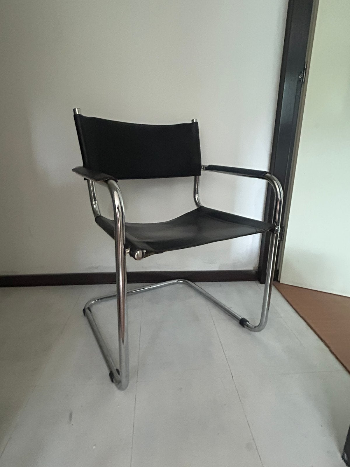 Marcel Breuer vintage stoel, Huis en Inrichting, Stoelen, Ophalen, Zo goed als nieuw, Leer