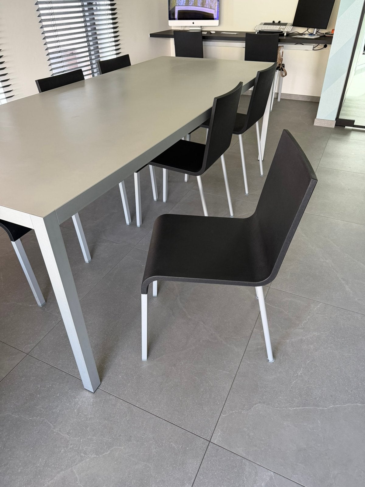 Tafel mdf italia + 6 stoelen Maarten van Severen, Maison & Meubles, Enlèvement, Utilisé, Moderne stijl