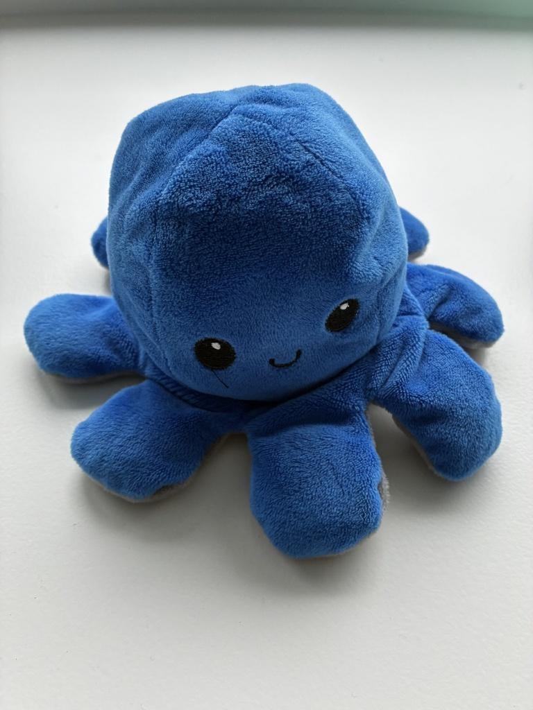 Knuffel van blauw/grijze octopus, Kinderen en Baby's, Speelgoed | Knuffels en Pluche, Ophalen of Verzenden, Zo goed als nieuw
