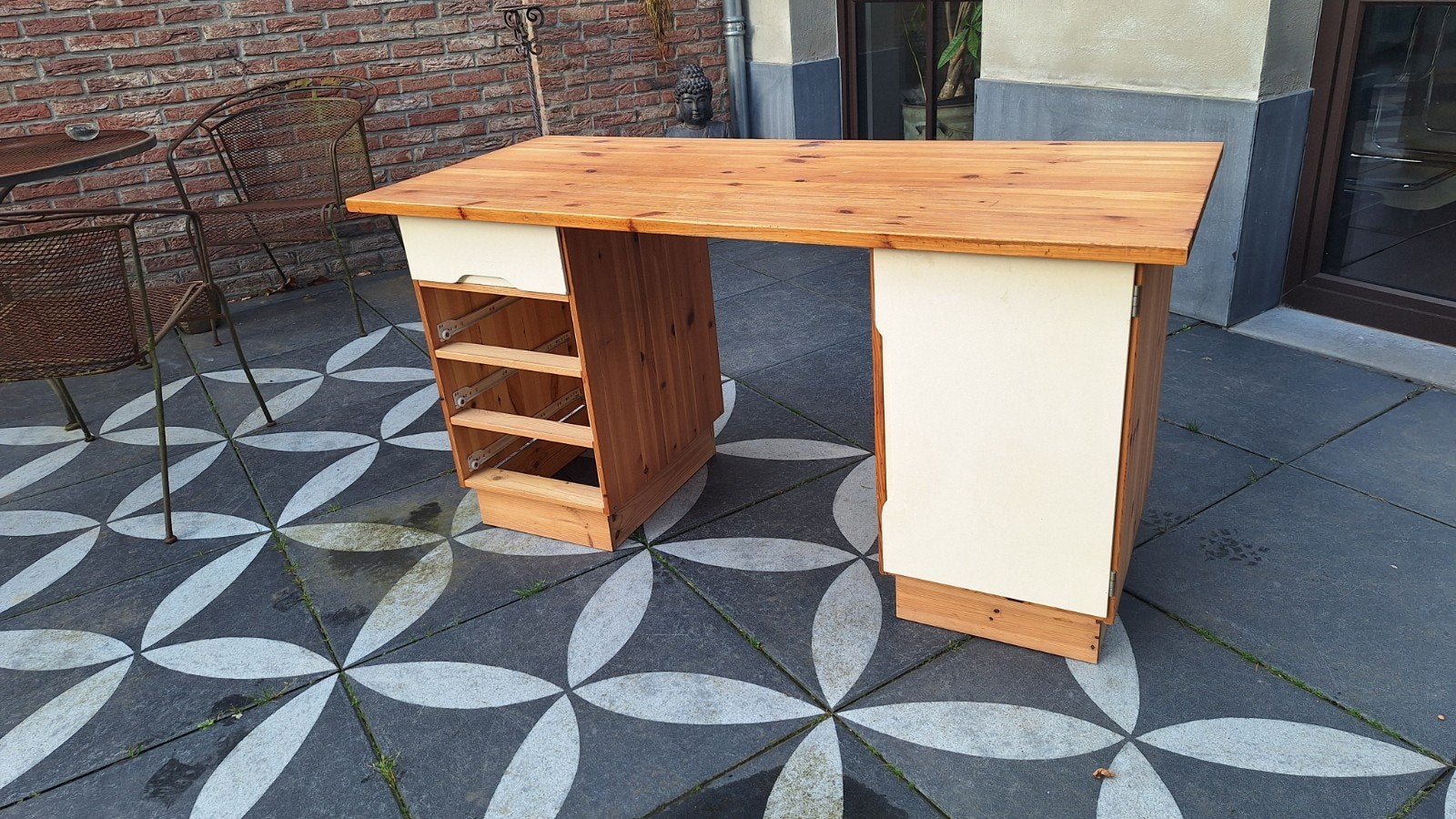 Bureau Ikea avec tiroirs et armoire, Maison & Meubles, Bureau d'écolier, Avec tiroirs, Enlèvement, Utilisé