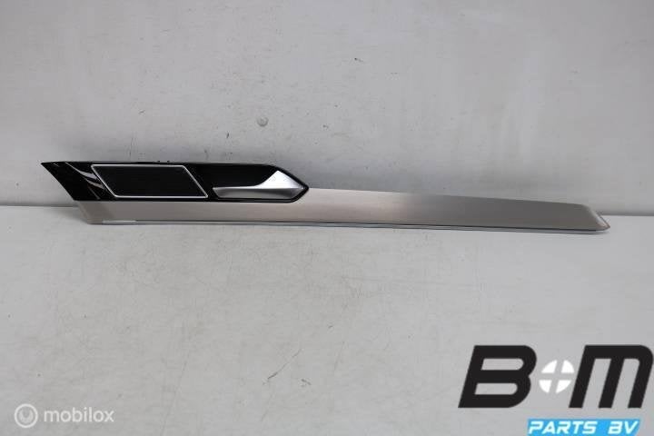 Portierlijst rechtsvoor VW Passat B8 Var. GTE 3G1837114J, Gebruikt