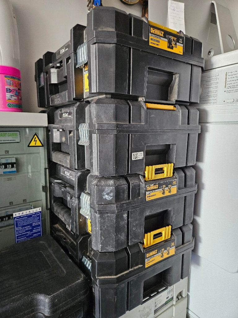 Makita Hilti DeWalt Bosch KOFFERS en Makita Mbox inlay's, Doe-het-zelf en Bouw, Ophalen, Gebruikt