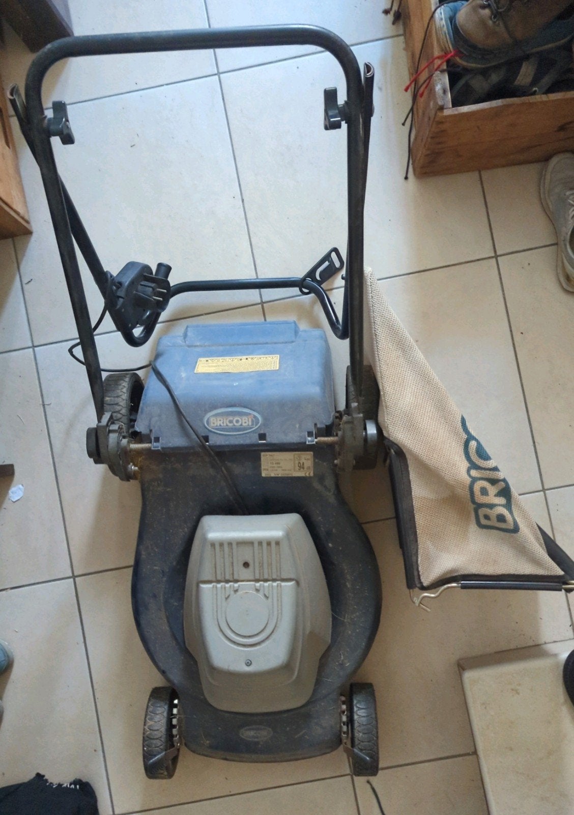 Tondeuse électrique Bricobi BE 4500, Jardin & Terrasse, Tondeuses à gazon, Enlèvement