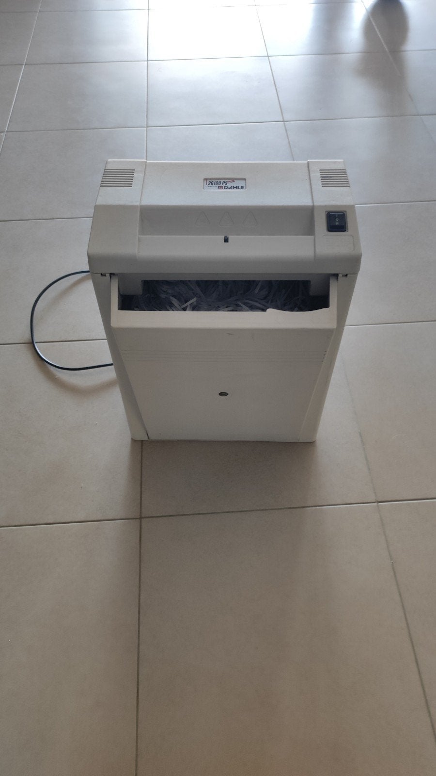 elektrische papierversnipperaar, Ophalen, Zo goed als nieuw