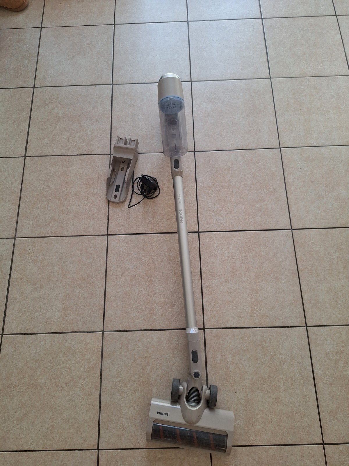 Aspirateur sans fil PHILIPS 2000 Series, Electroménager, Philips, Réservoir, Aspirateur balai, Sans fil