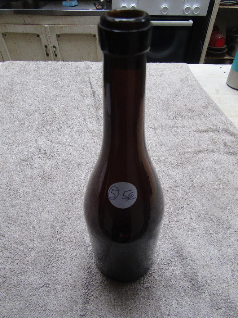 Amberkleurige lege wijnfles H29-D8.5-P5, 1200 g, Ophalen of Verzenden