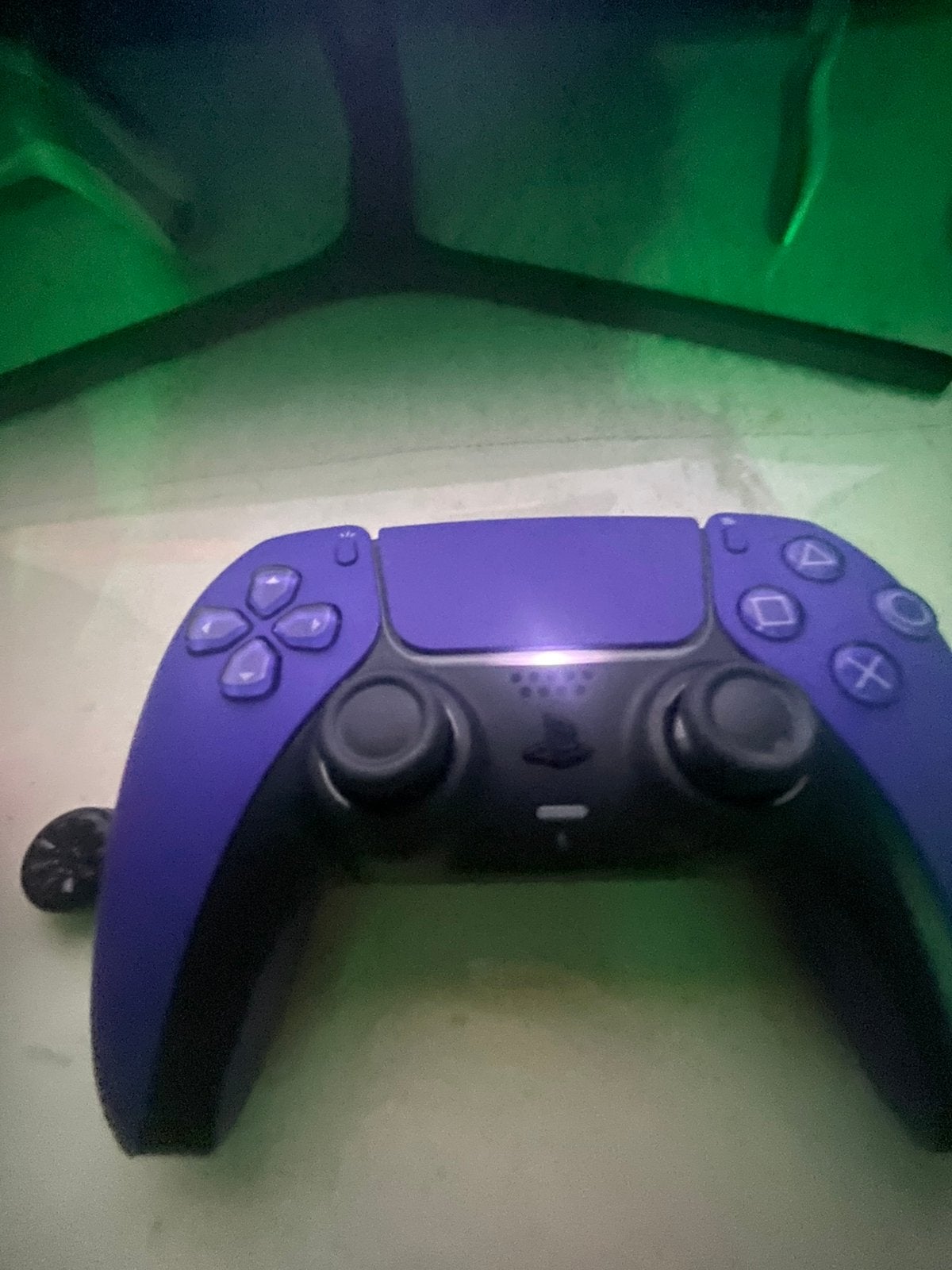 Paarse ps5-controller, Games en Spelcomputers, Spelcomputers | Sony PlayStation 5, Ophalen of Verzenden, Zo goed als nieuw