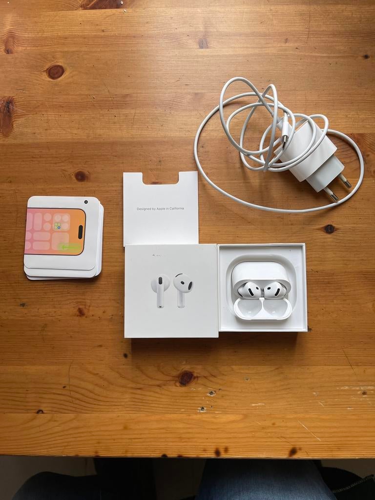 Apple Airpods 4, Bluetooth, Comme neuf, Blanc, Intra-auriculaires (In-Ear)