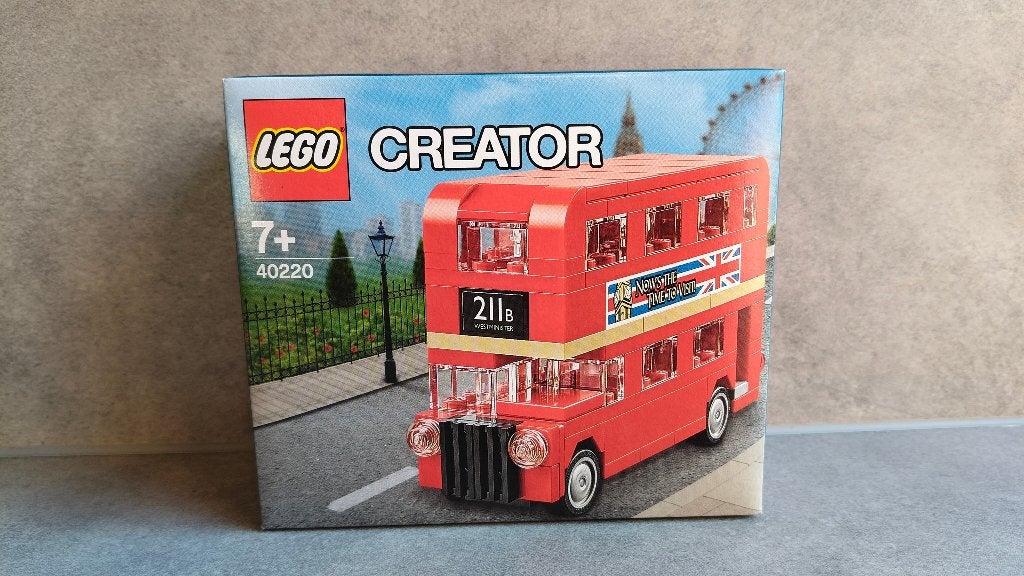 lego 2x 40204 pelgrimsfeest en 40220 londen bus, Lego, Ophalen of Verzenden, Zo goed als nieuw, Compleet