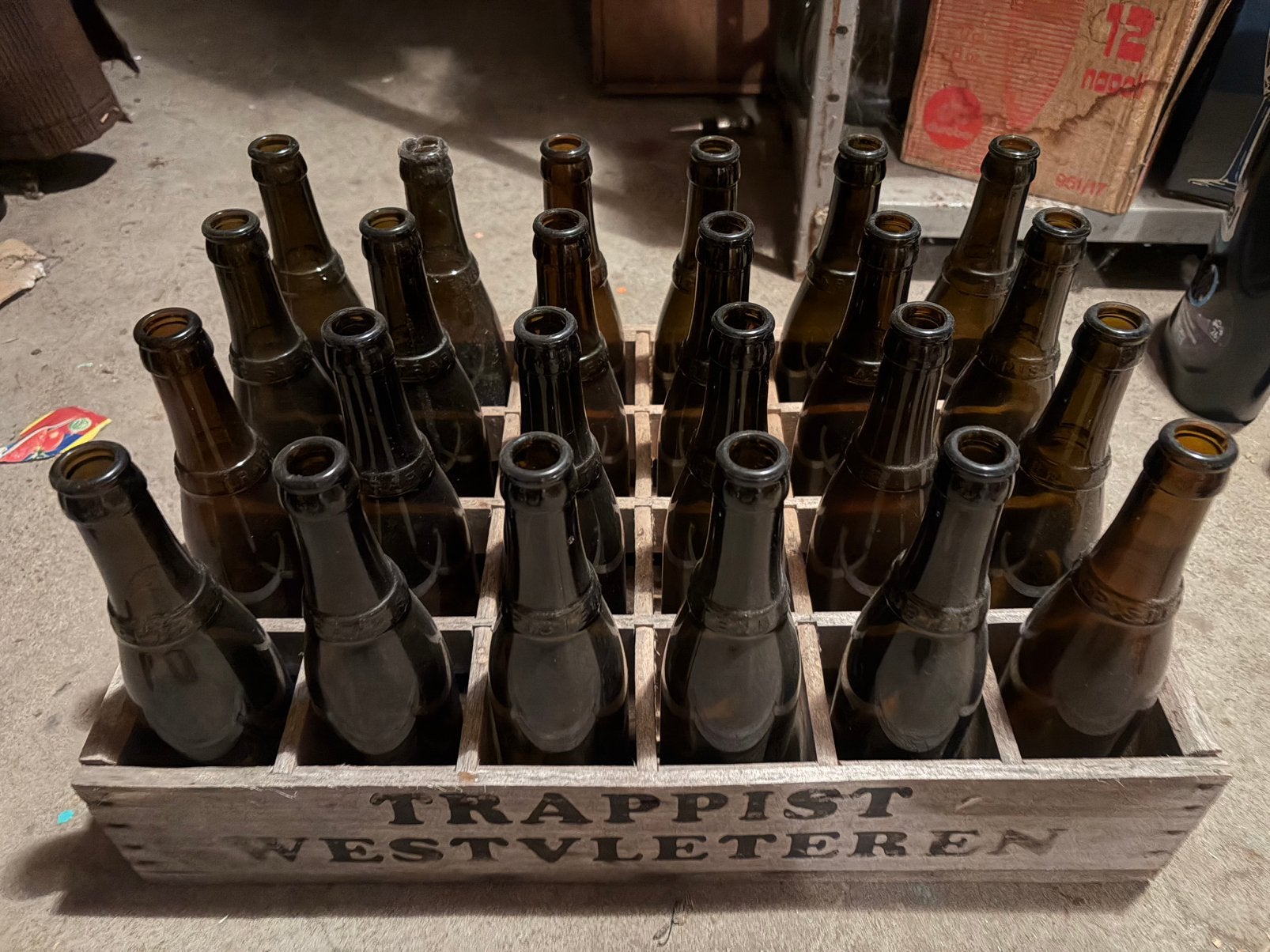 Caisse en bois west vleteren, Enlèvement, Bouteille(s)