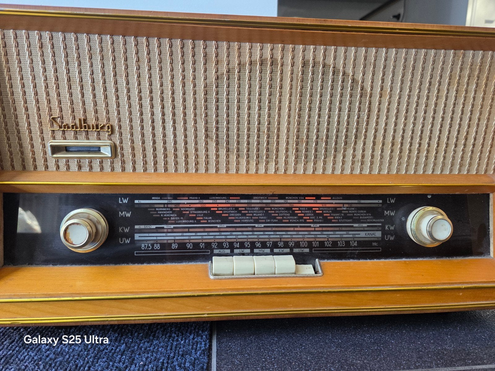 Vintage Saalburg Buizenradio / Oude Radio (Jaren '60 DDR), Antiek en Kunst, Ophalen of Verzenden