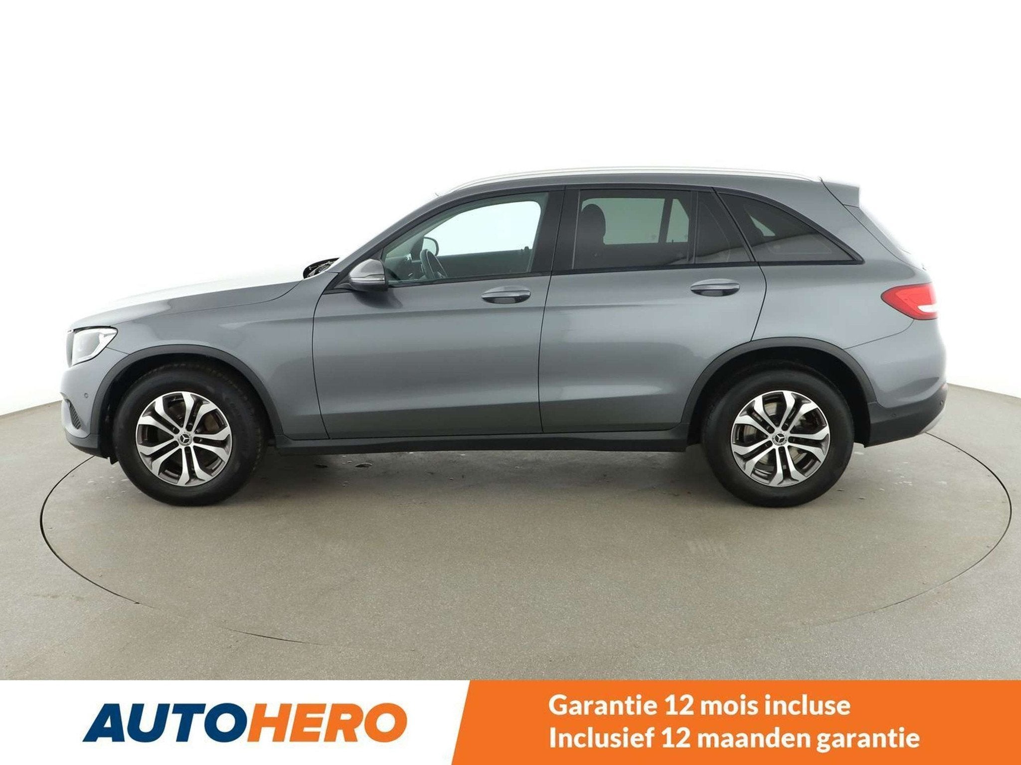 Mercedes-Benz GLC GLC 220 GLC 220 4Matic (bj 2017), Stof, Gebruikt, 129 g/km, https://public.car-pass.be/vhr/1eba8aac-8def-4f62-82e4-c709c06c538a