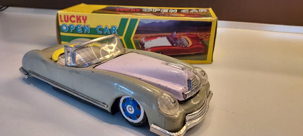uitverkoop oude speelgoedauto "Open Lucky car", nu 14 euro, Envoi