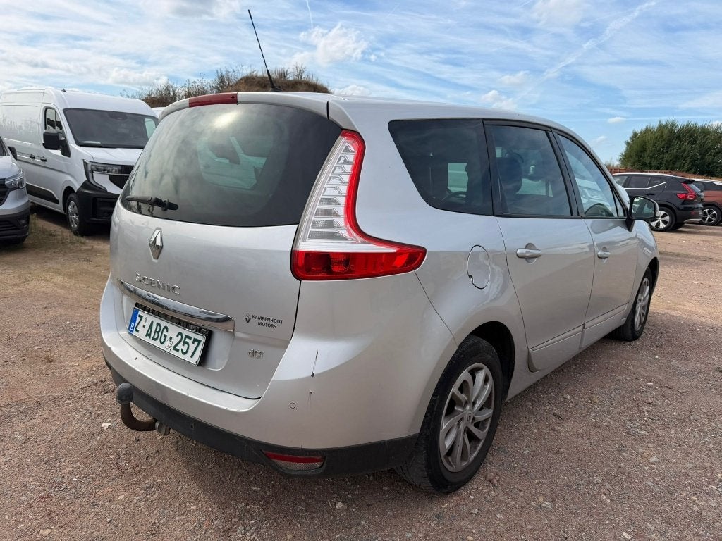 Renault Grand Scénic 1.6 dCi, https://public.car-pass.be/vhr/44cd1c76-ad22-4cd0-88a0-96dbe9e7aea3, Entreprise, 7 places, Boîte manuelle