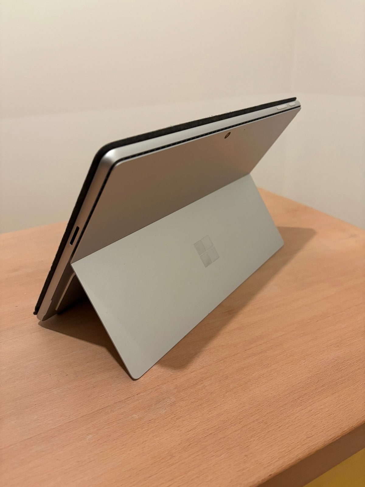 Surface Pro 11 laptop, Computers en Software, Gebruikt, Qwerty, Ophalen of Verzenden, SSD