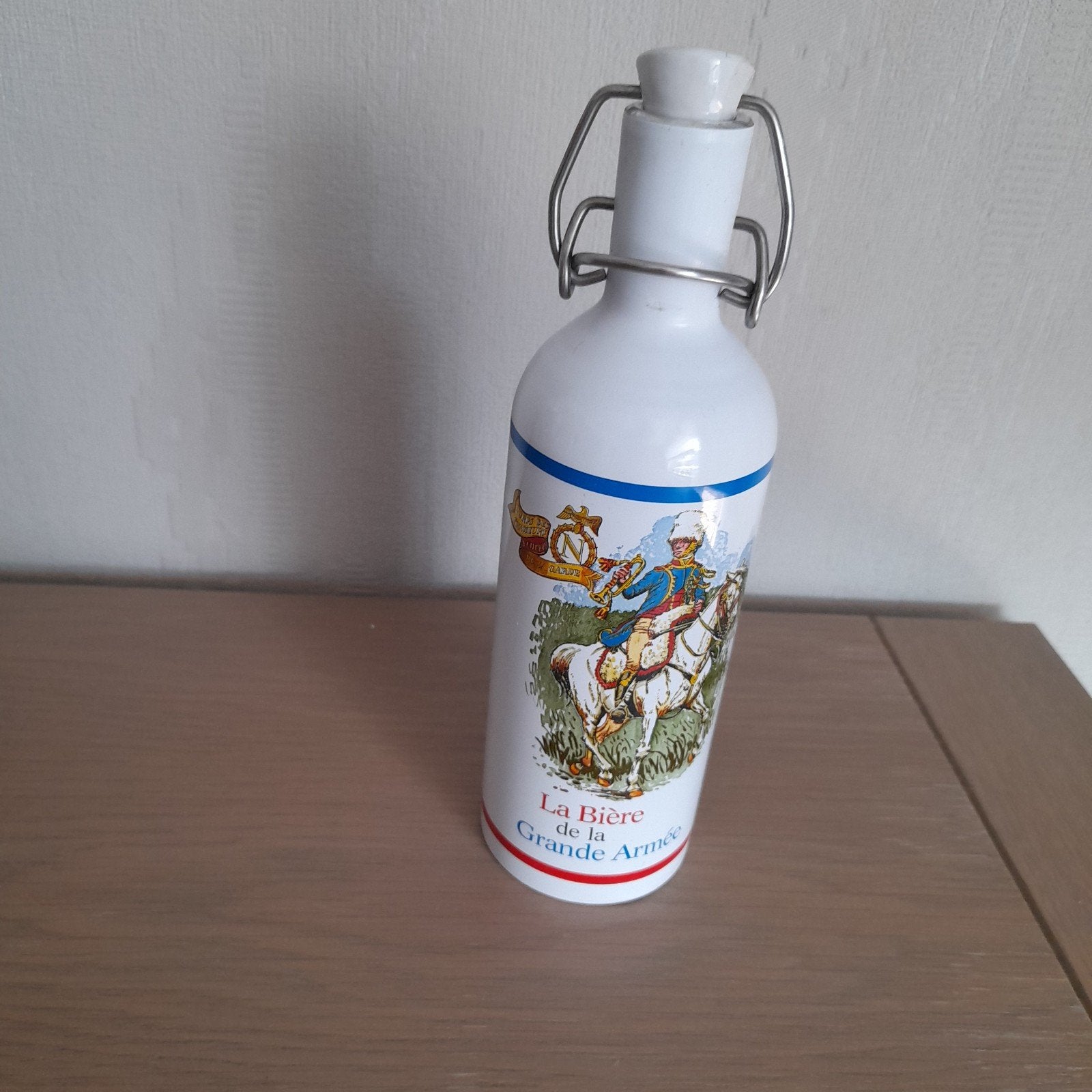 Voir La Bière de la Grande Armée ., Collections, Enlèvement ou Envoi, Utilisé