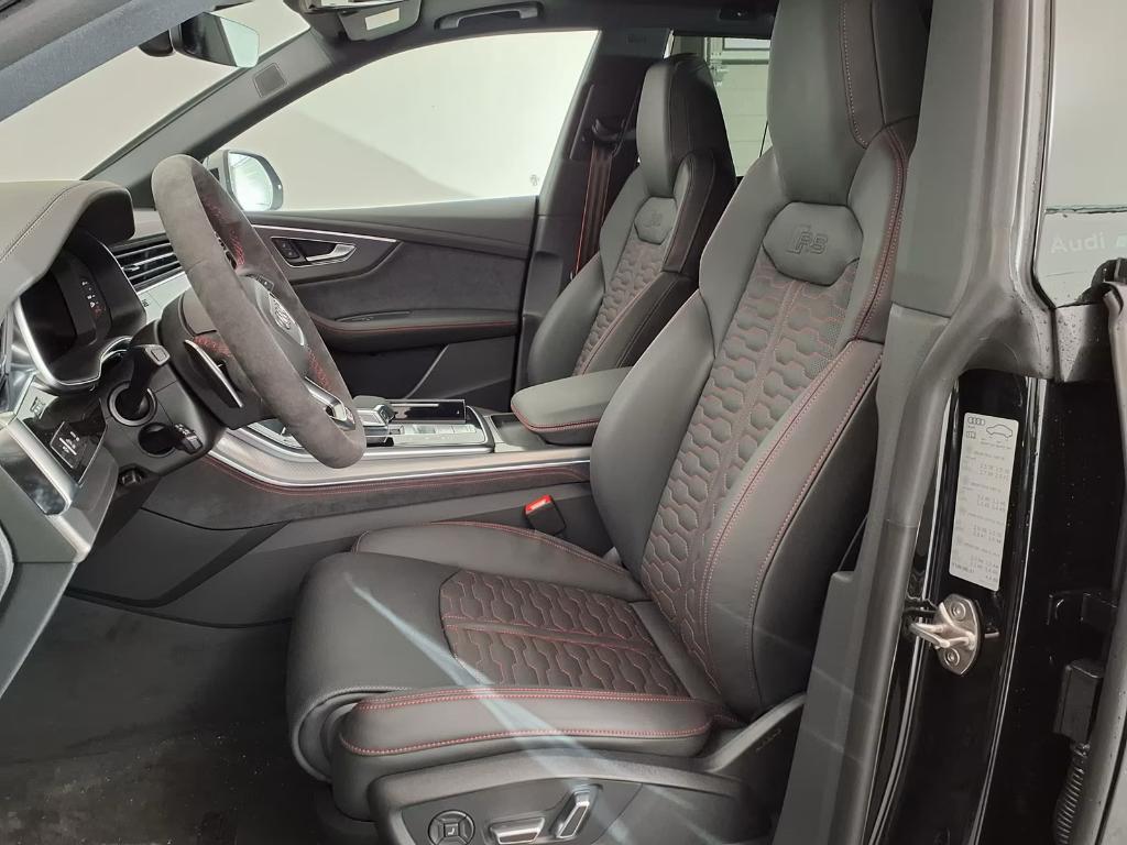 NEW RSQ8 PERFORMANCE MEGA VOL LP 198900€ 305/CARBON/23/TREKH, Auto's, Parkeerassistent, Zwart, Leder, 5 zetels
