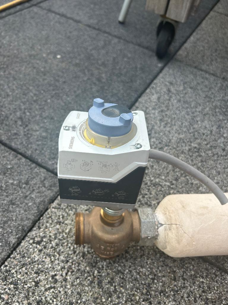 Vanne 3 voies Siemens SAS31, Bricolage & Construction, Sanitaire, Enlèvement, Comme neuf, Inox, Autres types