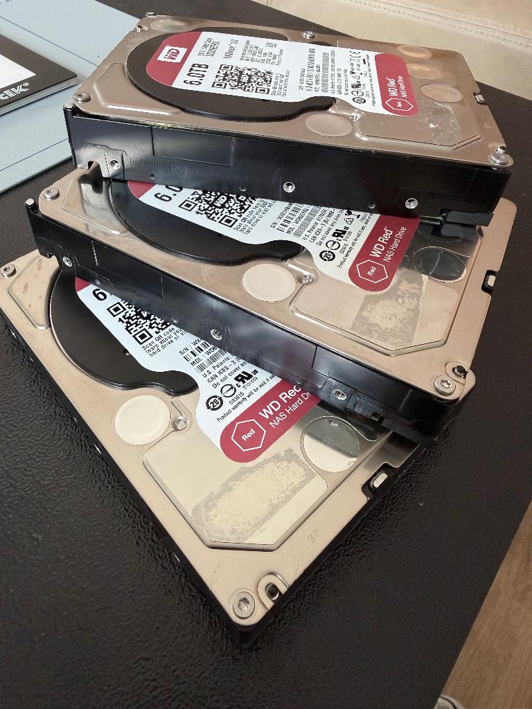 Disques Durs WD Red 6 To NAS – Série Pro, Enlèvement, Utilisé