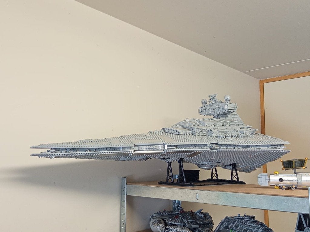 Lego Star Wars 73252 UCS Imperial Star Destroyer, Enfants & Bébés, Jouets | Duplo & Lego, Comme neuf, Lego, Ensemble complet, Complet
