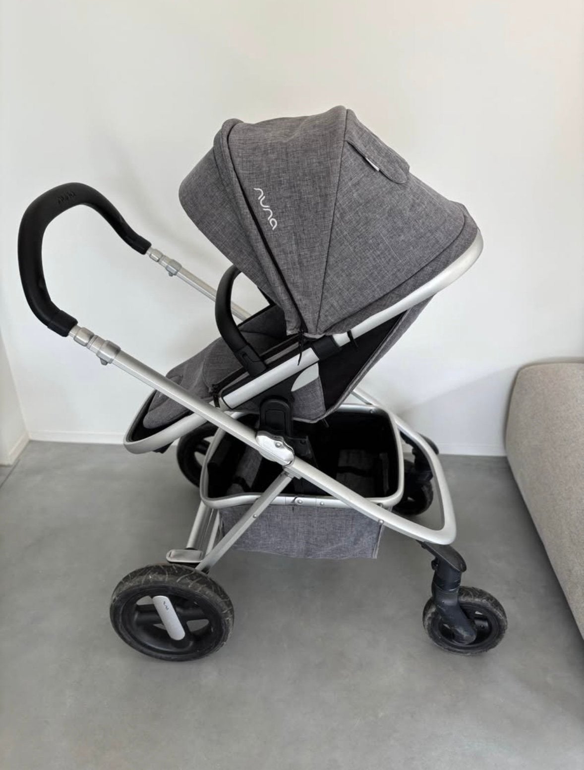 Wandelwagen Nuna, Kinderen en Baby's, Ophalen, Zo goed als nieuw, Voetenzak