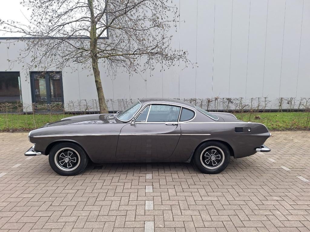Volvo P1800e | 1970 | 86.000km, Auto's, Oldtimers, 4 zetels, Achterwielaandrijving, Zwart, Leder
