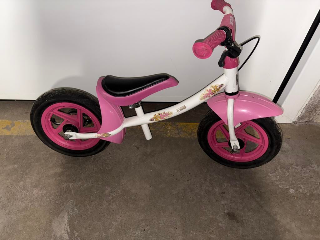 Petit vélo à pousser, Enlèvement, Comme neuf