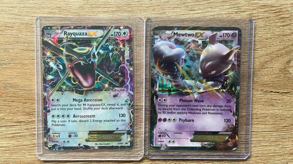 Pokémon kaarten (2) -Mewtwo EX en Rayquaza EX, Ophalen of Verzenden, Gebruikt, Losse kaart, Foil