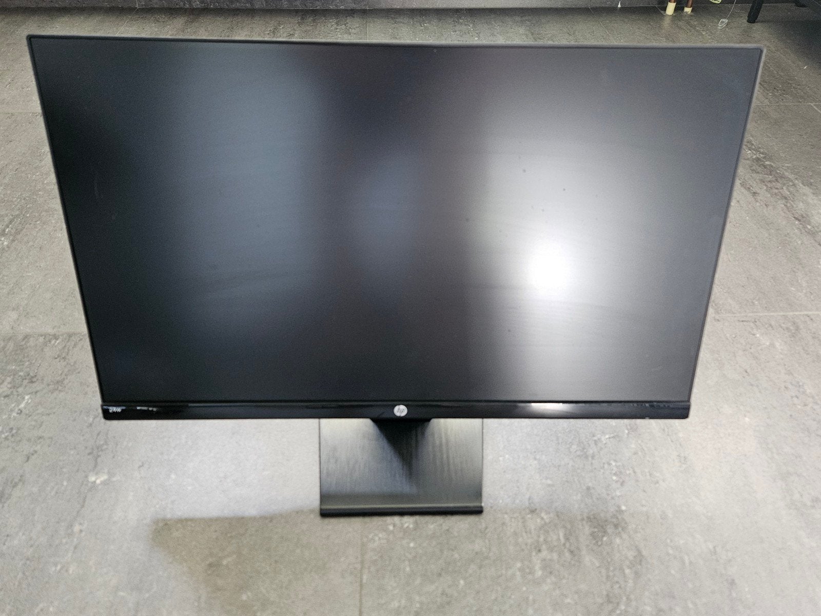 HP 24w Full HD Monitor – 23,8 inch | 2020 | VGA + HDMI, Enlèvement, HD, HDMI