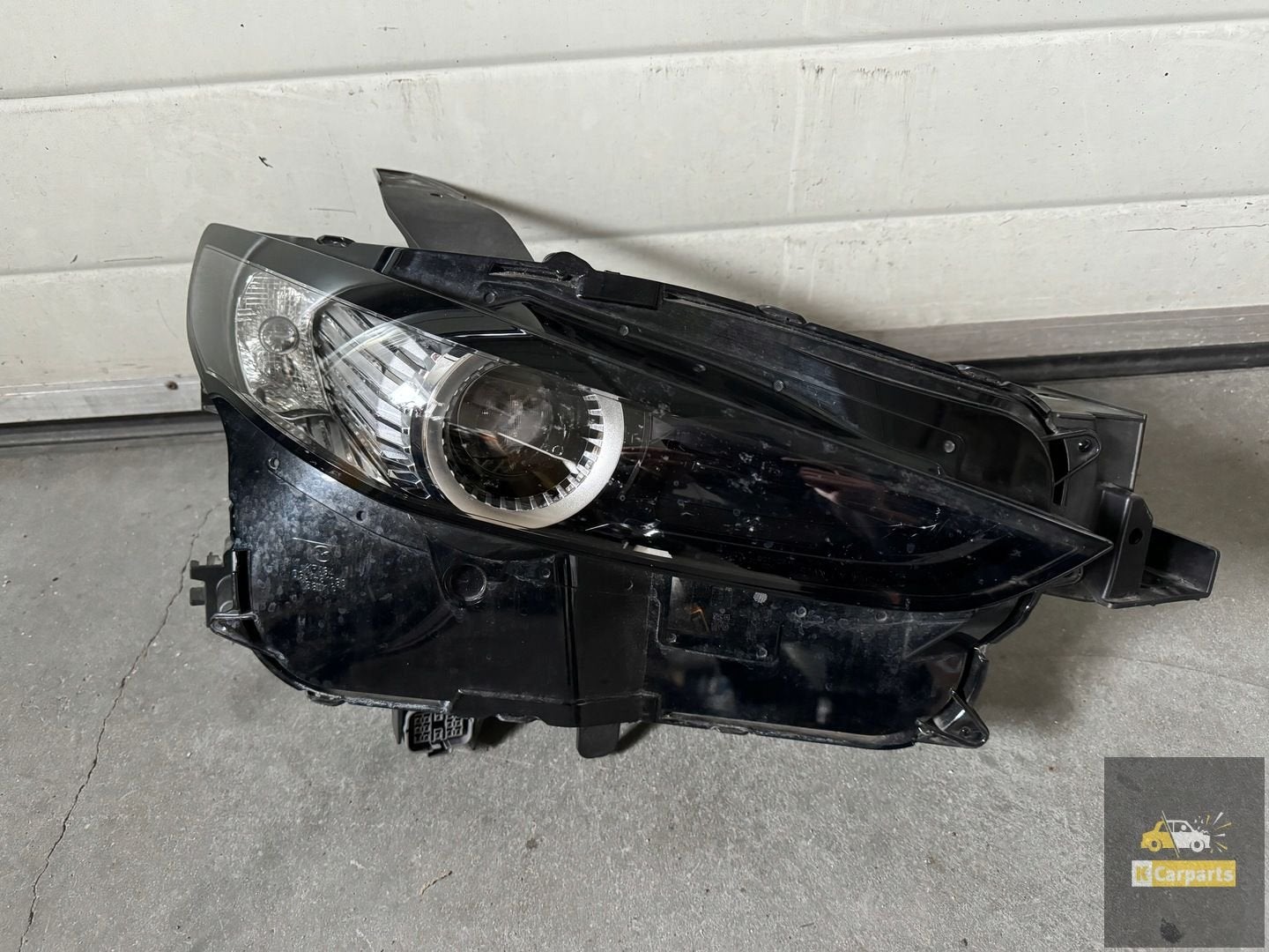 DGJ1-51030, MAZDA CX-30 CX30 RECHTS VOORAAN VOLLEDIGE LEDLAM, Gebruikt, Shinchi, Fuchu-Cho 3-1
730-8670  Hiroshima, Mazda Motor Corporation
