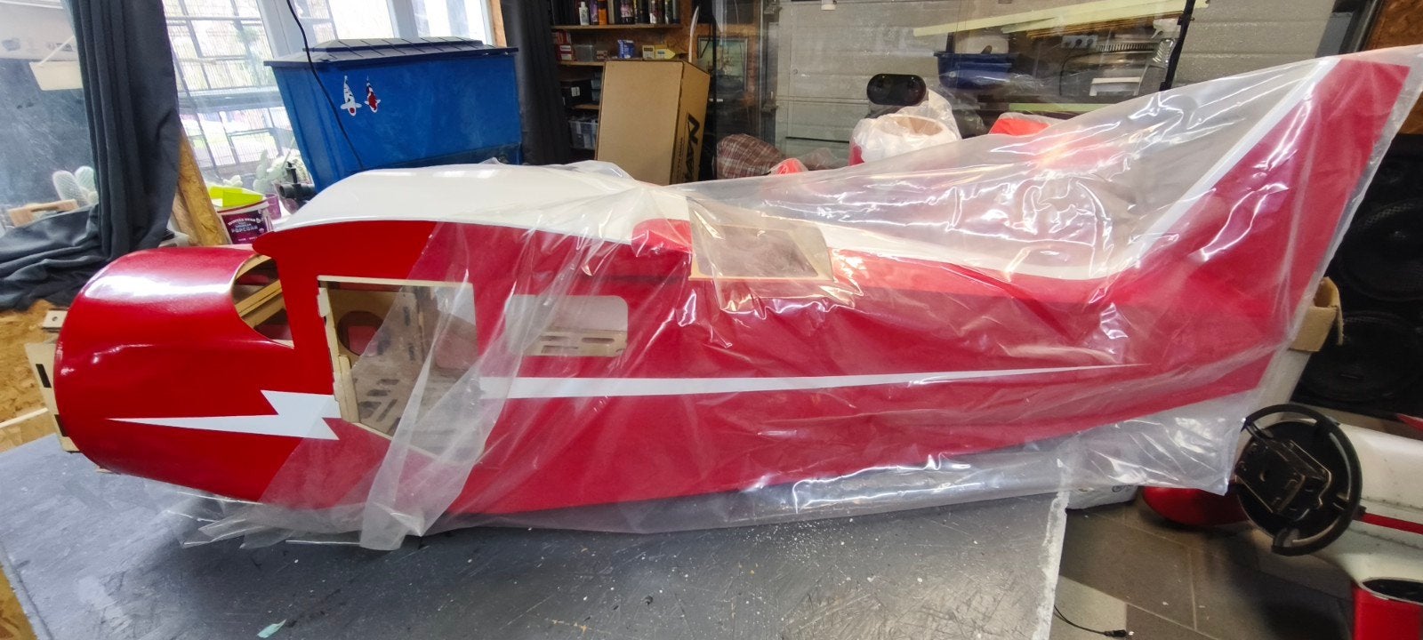 CYmodel  stinson reliant red, Enlèvement, Neuf, Essence