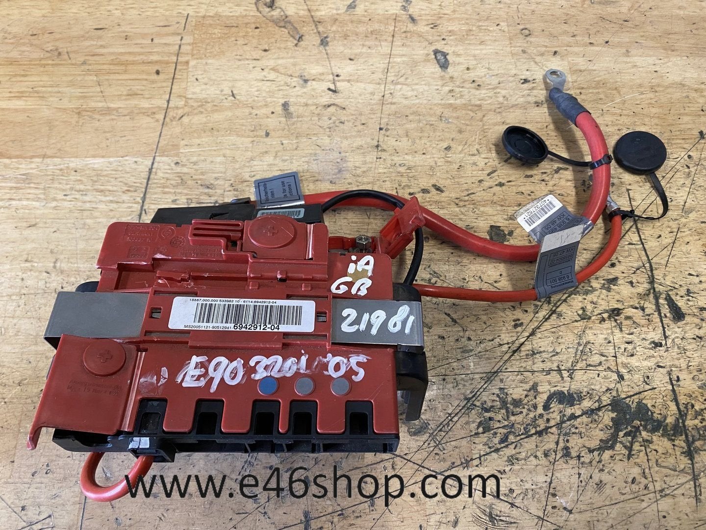 ACCU KLEM PLAAT MET ONGEVAL SENSOR BMW E90 320i, Auto-onderdelen, Gebruikt, -, -, Ophalen of Verzenden